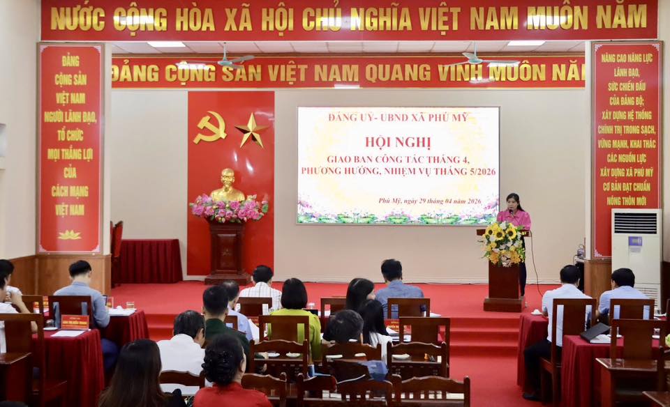 Hội nghị giao ban công tác Đảng, chính quyền  và triển khai nhiệm vụ trọng tâm tháng 05/2026