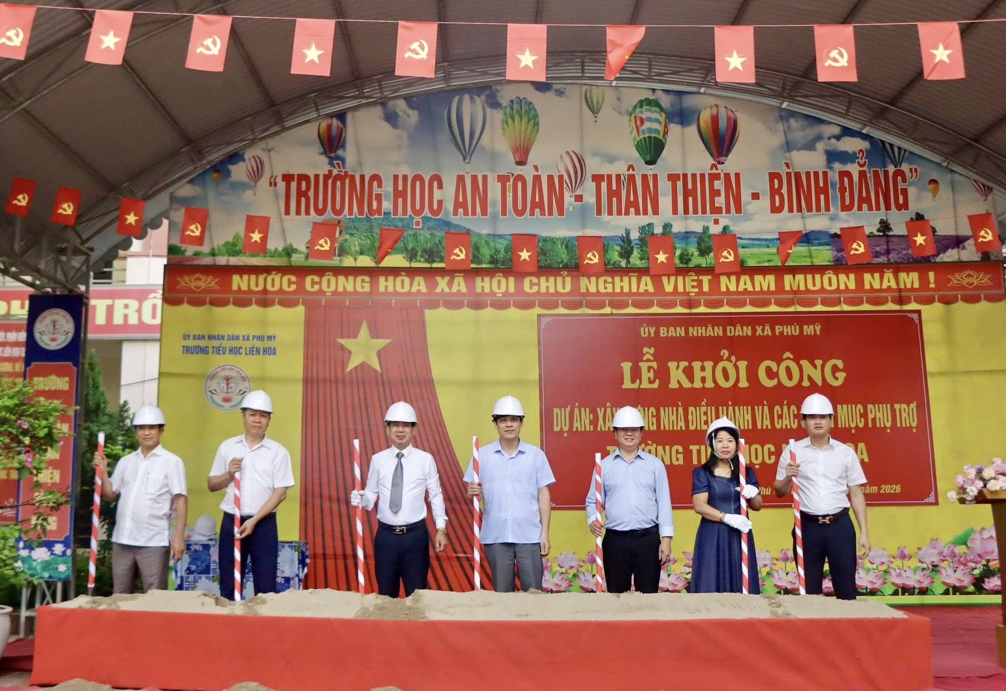 Khởi công dự án Trường tiểu học Liên hoa.