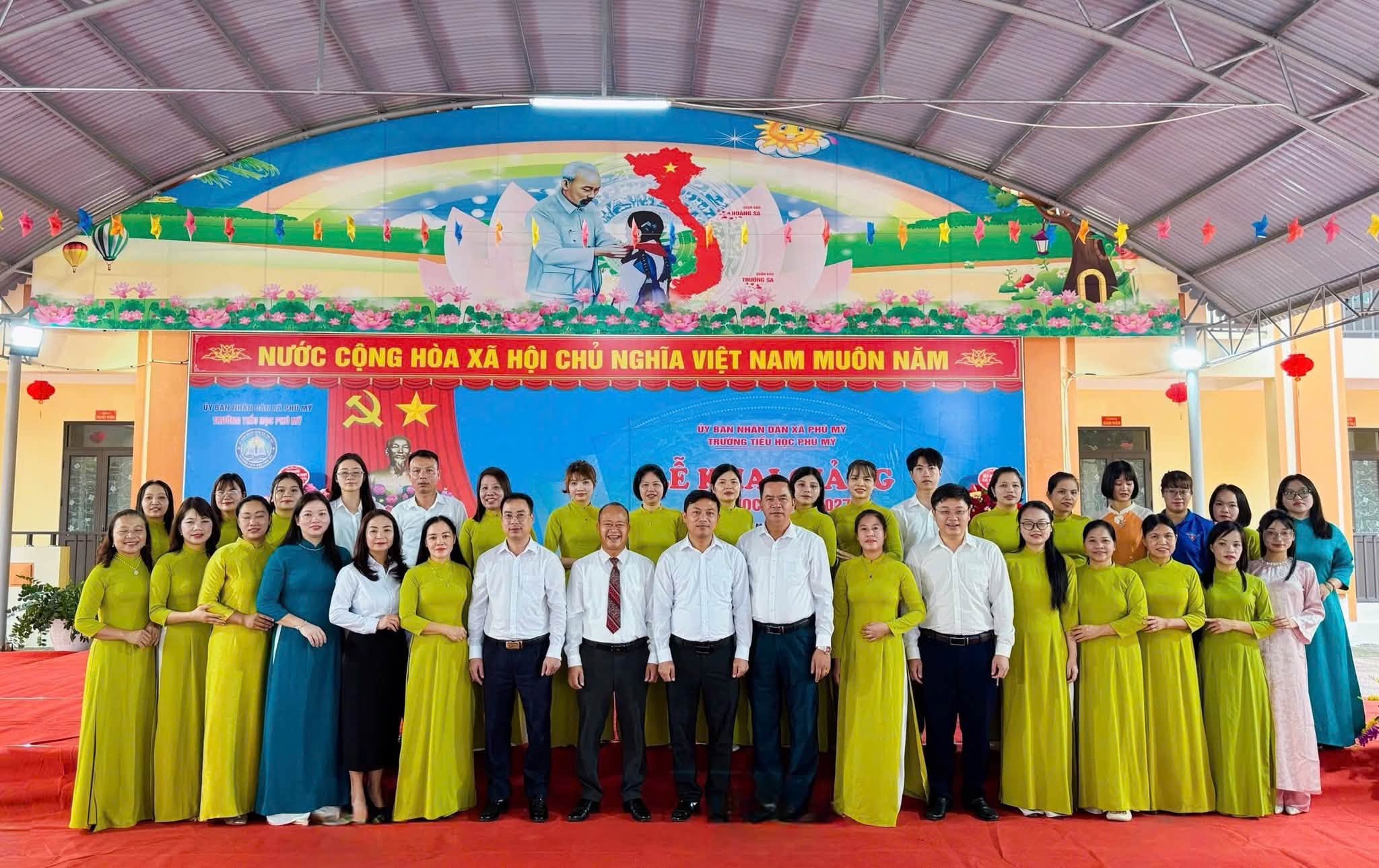 Trường TH Phú Mỹ tổ chức Lễ Khai giảng năm học 2026-2027.